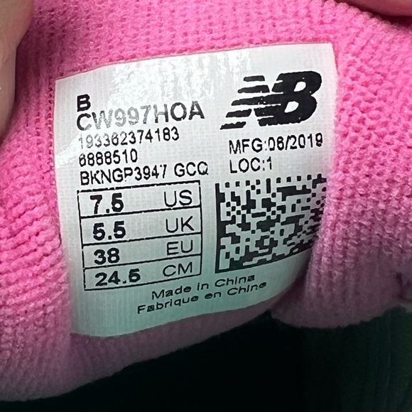 New Balance x Cordura 997H Women’s US Size 7.5 CW997HOA - Picture 9 of 9